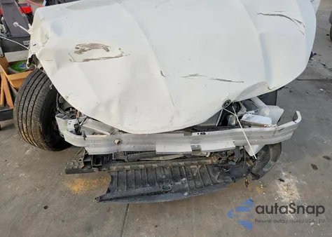 2024 Mercedes-Benz Eqb 300 4Matic z USA, uszkodzony, nr VIN W1N9M0KB7RN080044